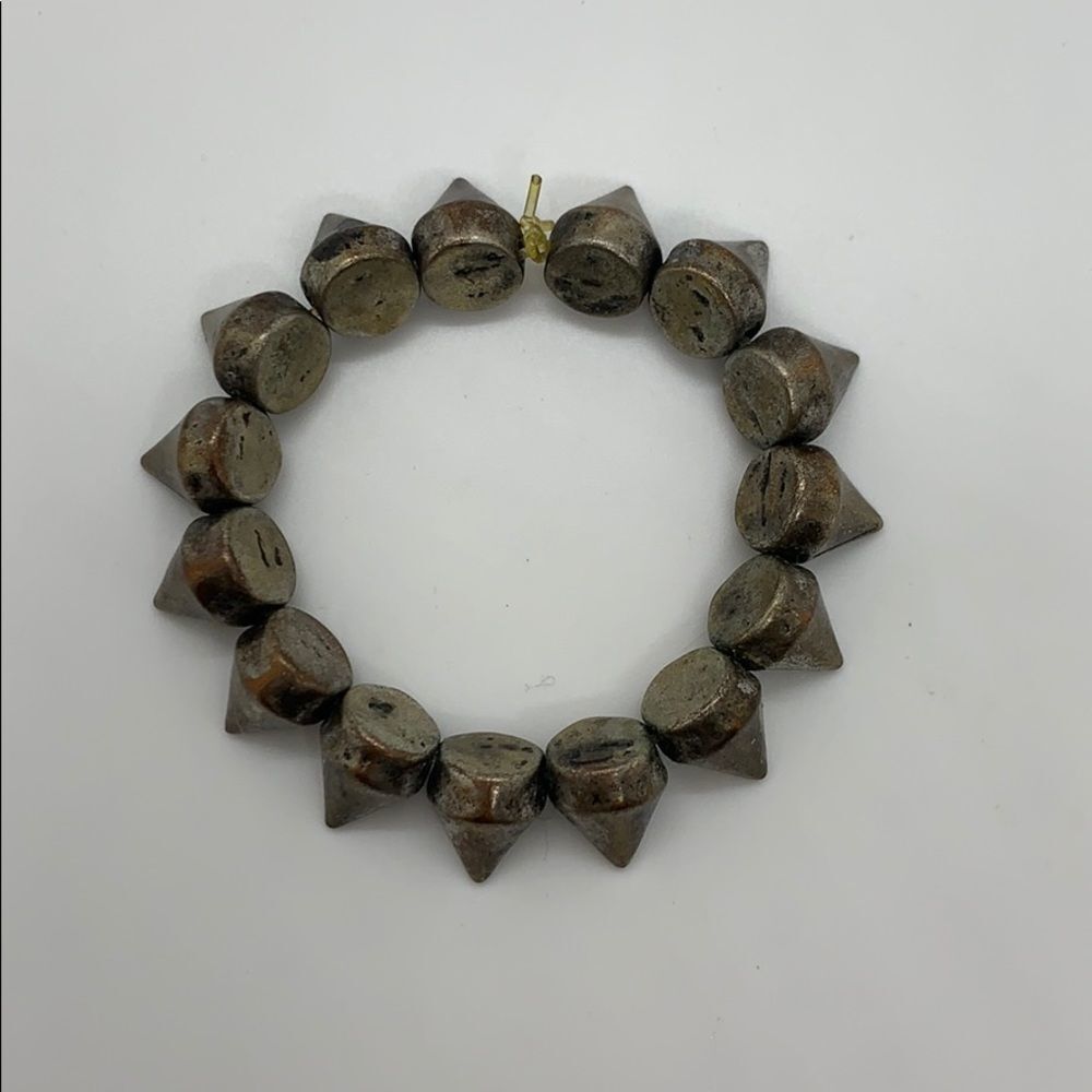 Rustic metals spike bracelet - Picture 3 of 3